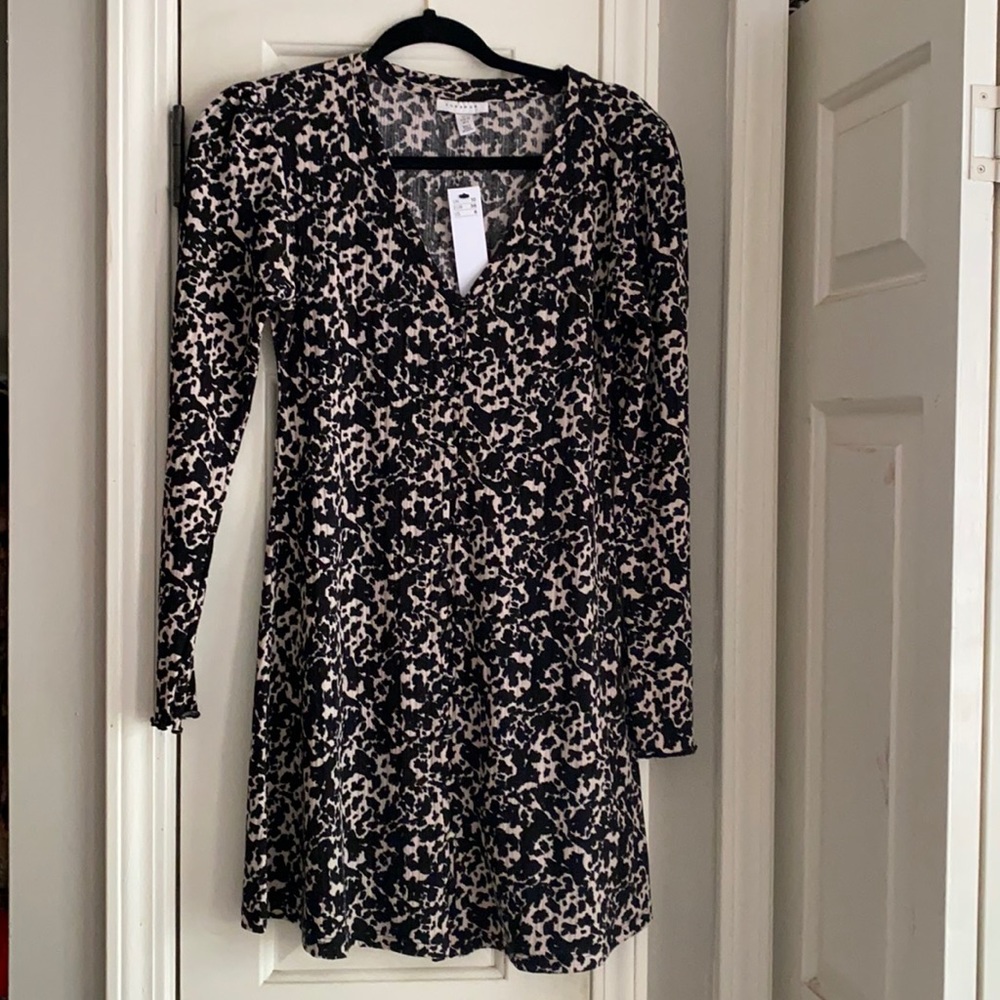Topshop long sleeve animal print button down dress